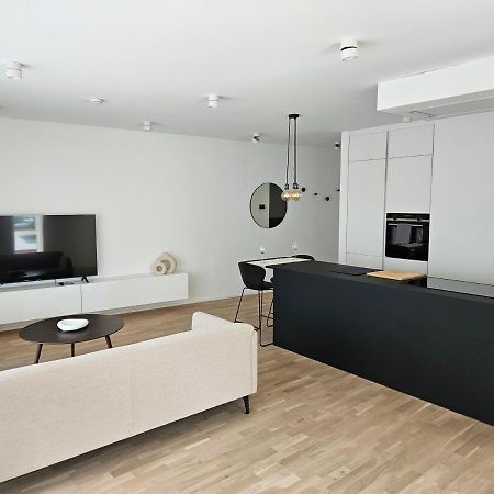 New Spacious Two Bedroom Center With Parking, Near Public Transport Lucembursko Exteriér fotografie