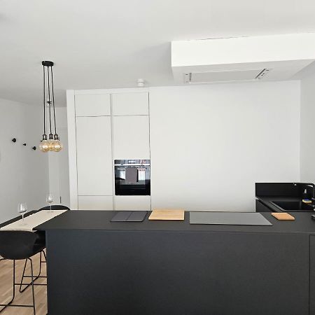 New Spacious Two Bedroom Center With Parking, Near Public Transport Lucembursko Exteriér fotografie