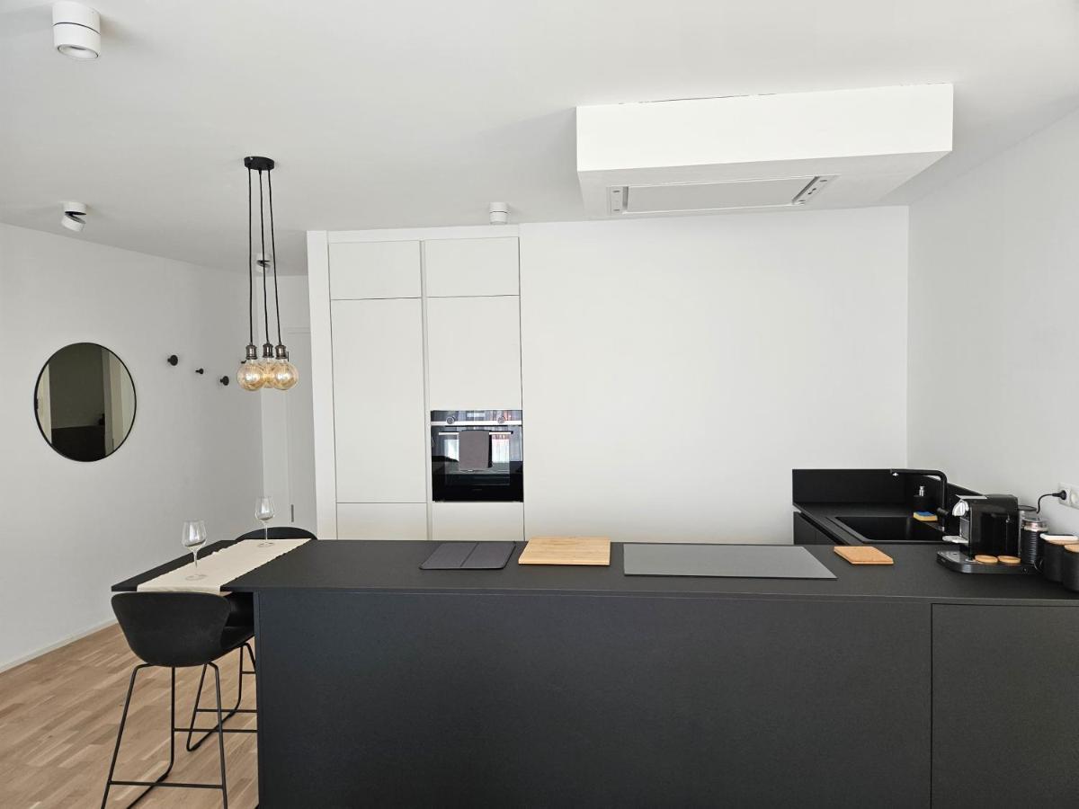 New Spacious Two Bedroom Center With Parking, Near Public Transport Lucembursko Exteriér fotografie